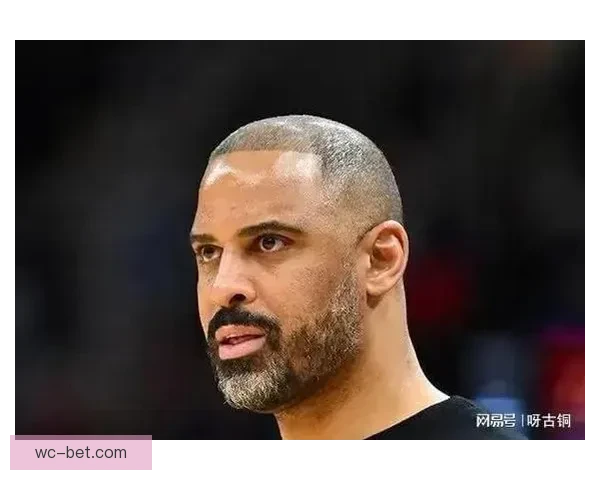 乌度卡痛批球队开局不尊重比赛 对手首节摧毁防线惨遭逆袭